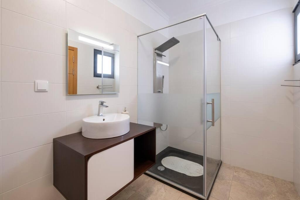 Yuri Big House Villa Ribeira Brava Dış mekan fotoğraf
